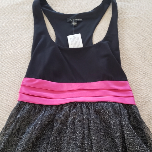 City Triangles Dress - Picture 3 of 5